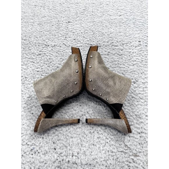 Women's Donald J Pliner Taupe Shimmery Peep Toe Slip On Studded Heels Size 6.5 M - Picture 8 of 12